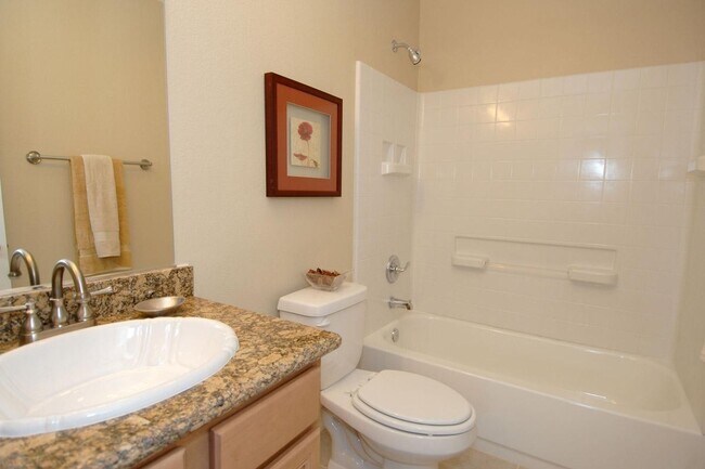 Interior Photo - Lexington Park