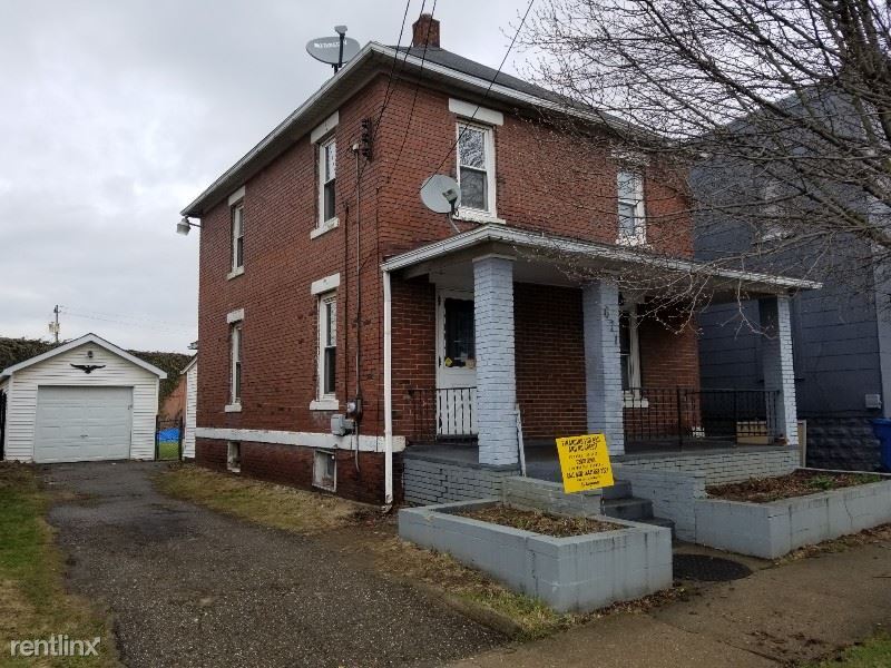 Primary Photo - 671 W Hopocan Ave