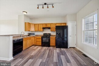 Building Photo - 103 Sandpiper Ct