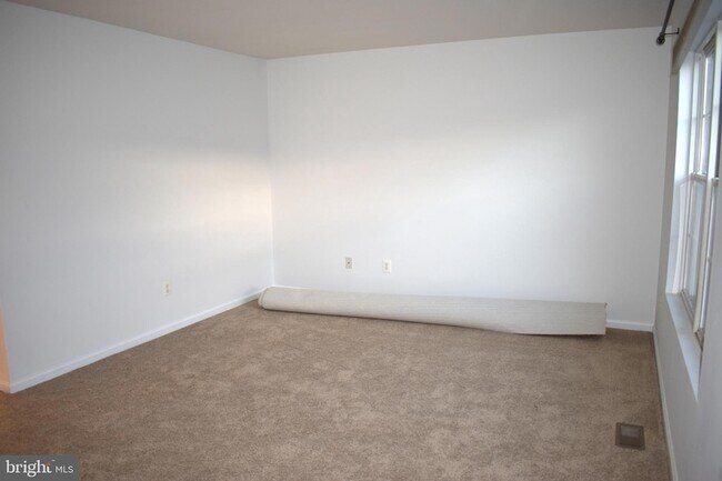 Foto del edificio - 203 Kadies Ln