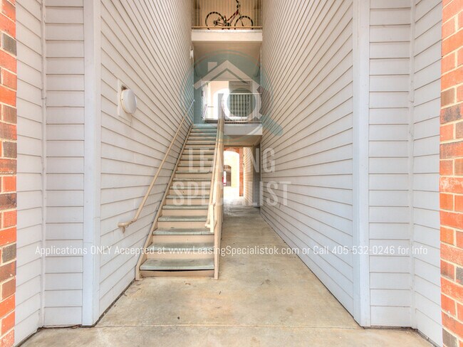 Foto del edificio - Spacious 4 Bed 4 Bath Furnished Condo at T...