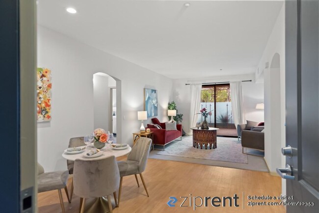 Foto del edificio - 10745 N De Anza Blvd