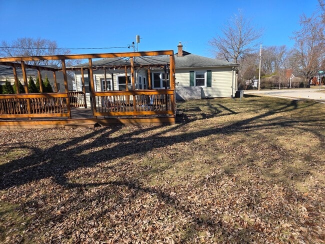 Building Photo - 367 Mohawk Ave