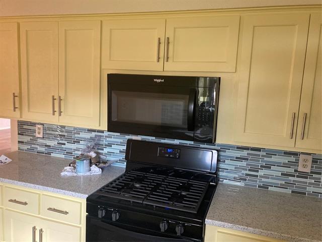 Foto del edificio - 925 Boone Dr