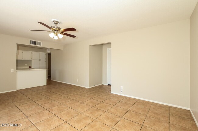 Building Photo - 7540 N 35th Ave