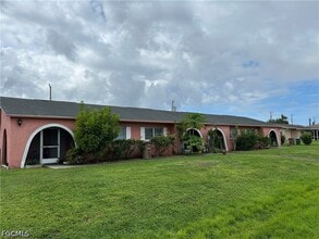 Building Photo - 704 SE 46th Ln