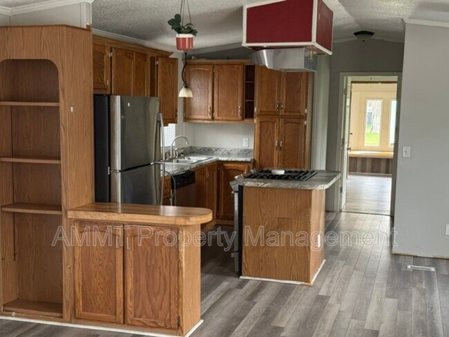 Foto del edificio - 1735 Blackhawk Dr