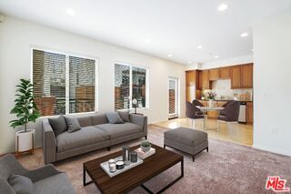 Foto del edificio - 6020 S Seabluff Dr