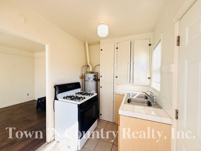 Building Photo - 508 West St