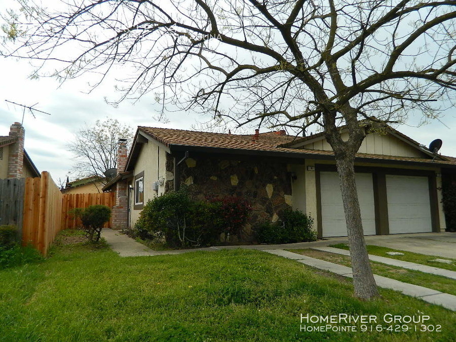 4 Del Vista Cir Unit 4, Sacramento, CA 95823 Apartment for Rent in