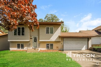 Building Photo - 1547 Sims Ave