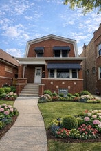 Building Photo - 5434 W School St