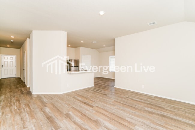 Building Photo - 10106 E King Pl