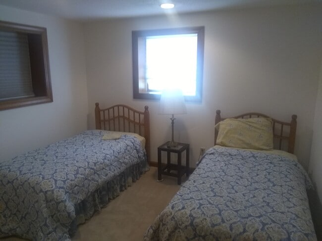 Building Photo - 455 County Rd