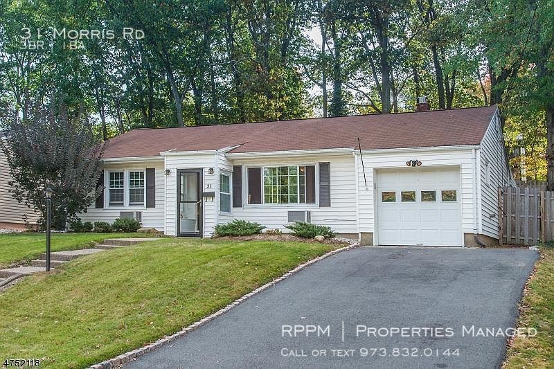 Primary Photo - 31 Morris Rd - 3 beds, 1 full bath