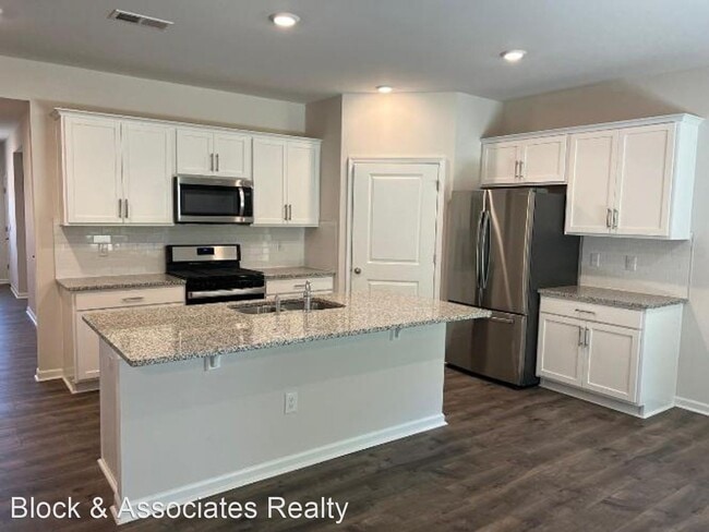 Building Photo - 4 br, 2 bath House - 51 Blue Aspen Drive