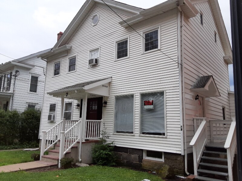 7 Main St, Blairstown, NJ 07825 Room for Rent in Blairstown, NJ