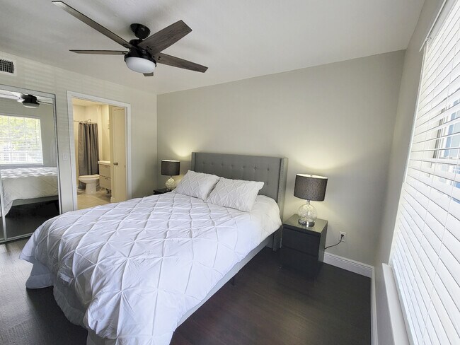 Foto del edificio - 7310 Westpointe Blvd