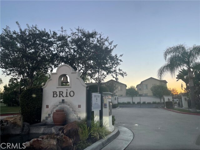 Foto principal - 304 S Cadiz Ct