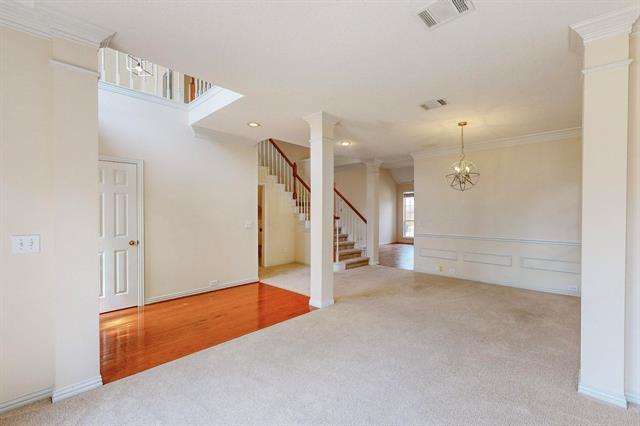 Building Photo - 2712 Thorndale Cir