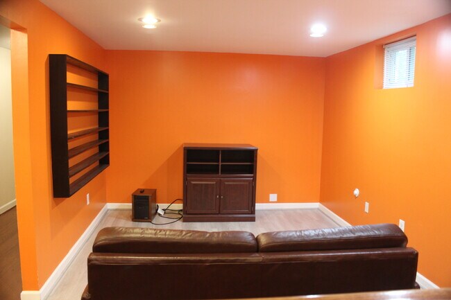 Media Room - 105 Jewett Pl