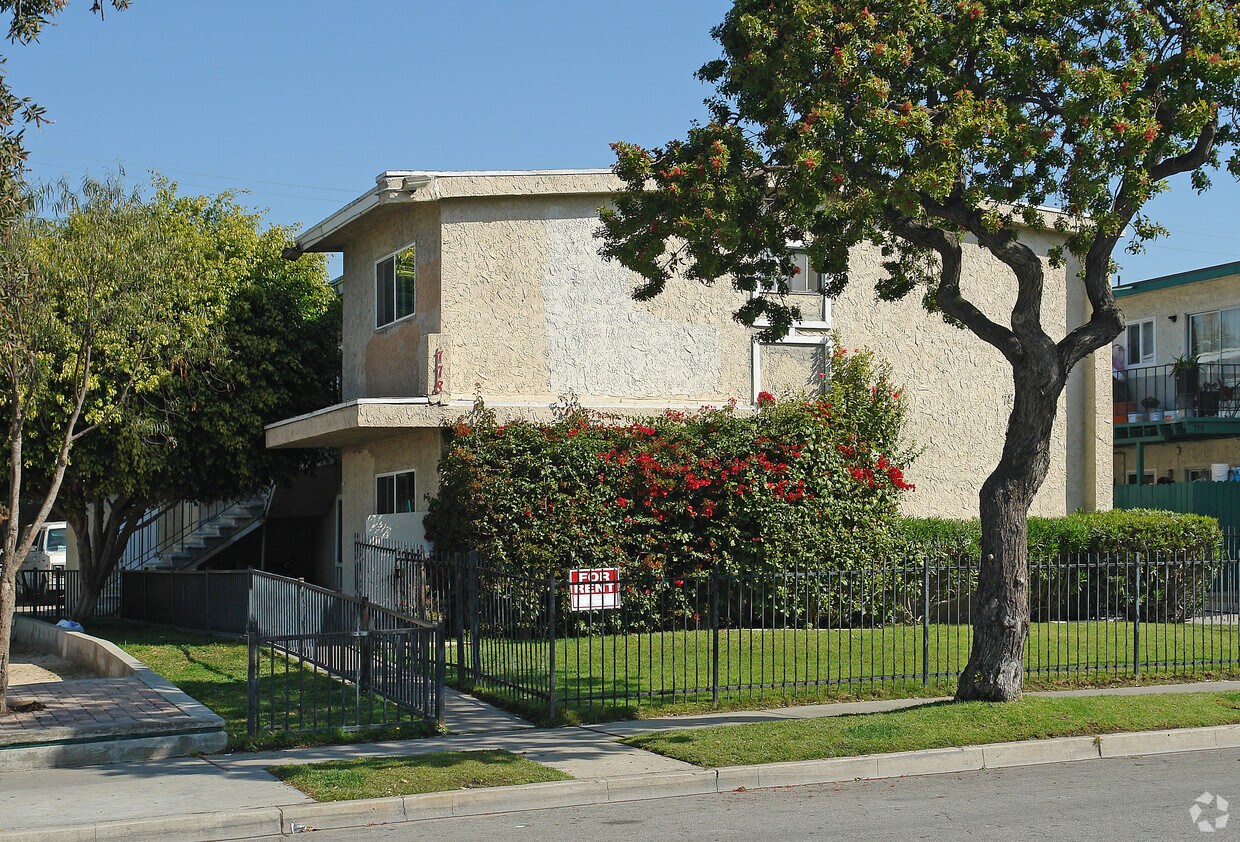 Foto principal - 778 Shalimar Dr