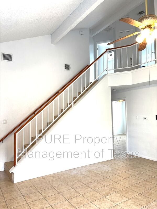 Building Photo - 14413 Tiffer Ln