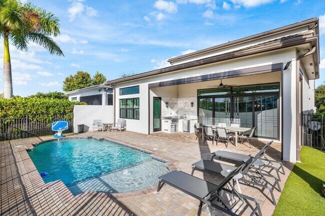 Foto del edificio - 17317 Santaluce Mnr