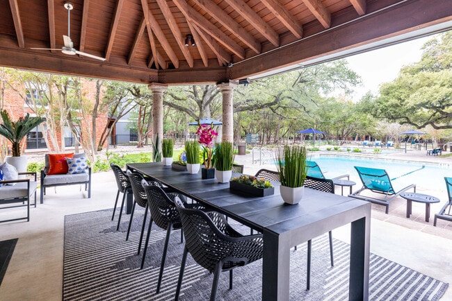 Hardrock Canyon apartments — community photo - Hardrock Canyon