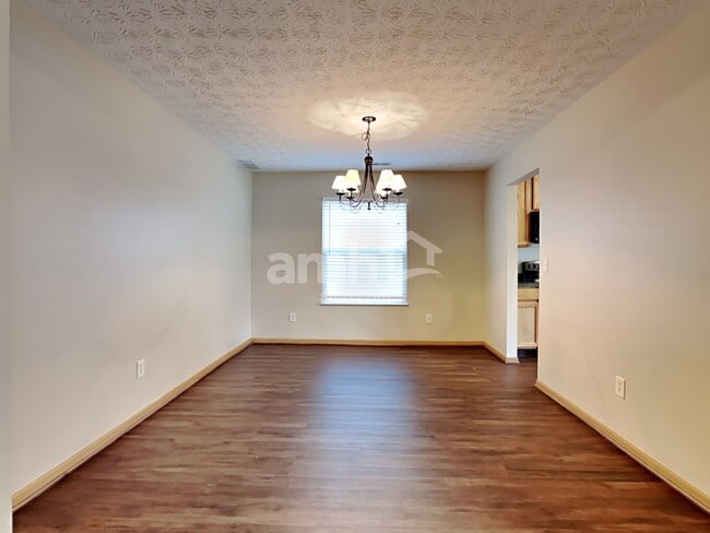 Building Photo - 5820 Lonerise Lane