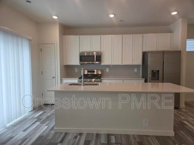 Building Photo - 3373 Kobuk St