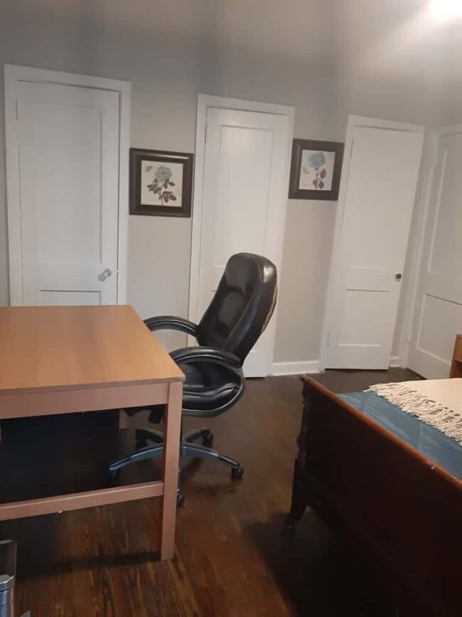 Foto del edificio - 1824 Tiger Flowers Dr NW