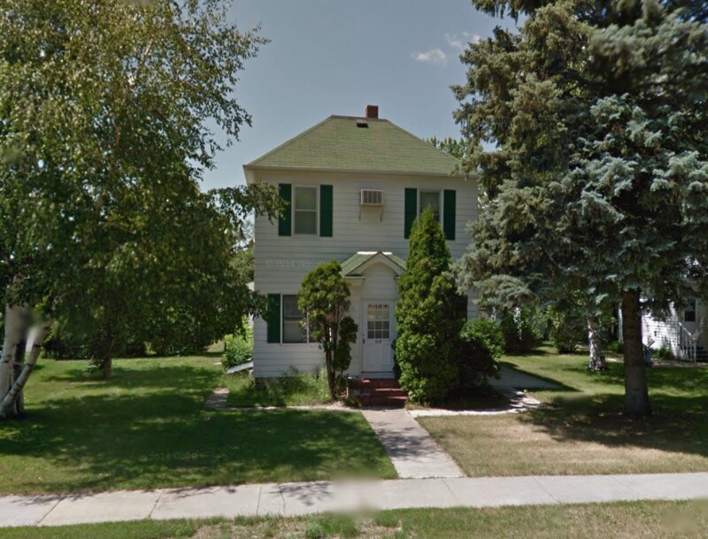 Primary Photo - 415 Horace Ave N