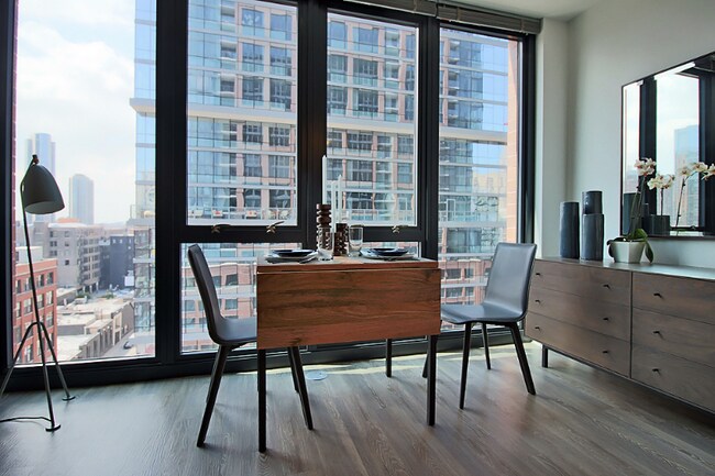 Foto del edificio - 622 N Wells St