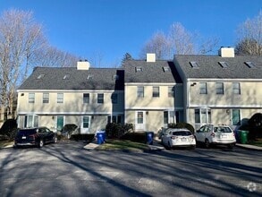 Building Photo - 30 Lucille Pl