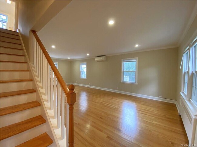 Foto del edificio - 84 Oakland Ave