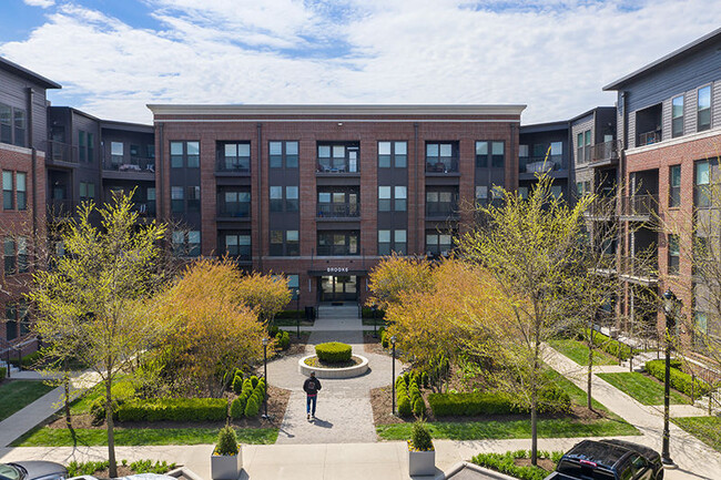 Apartments at the Yard: Brooks Apartments - Grandview Heights, OH