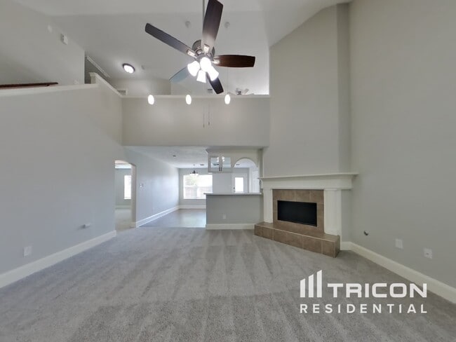 Building Photo - 18432 Sunrise Oaks Ct
