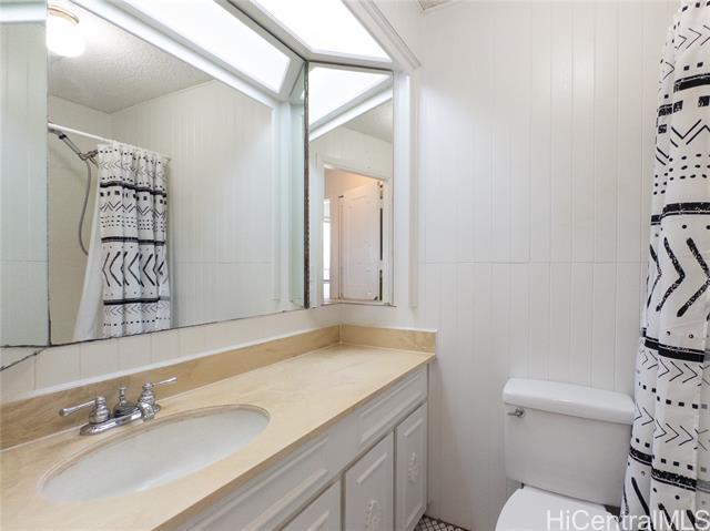 Building Photo - 444 Lunalilo Home Rd