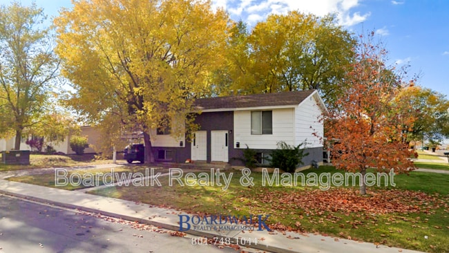 Building Photo - 661 N 980 W