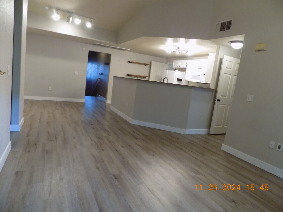 9975-peace-way-las-vegas-nv-89147-house-rental-in-las-vegas-nv