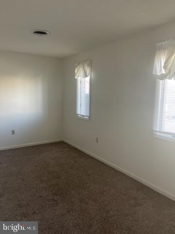 Foto del edificio - 24 Beacon Ct