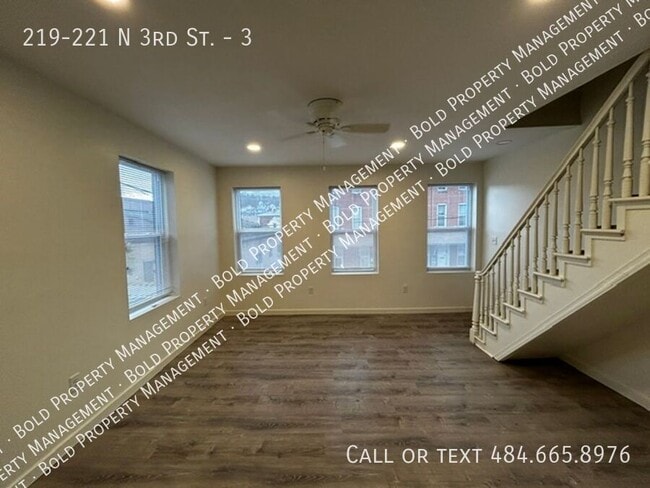 Foto del edificio - 219-221 N 3rd St.-3