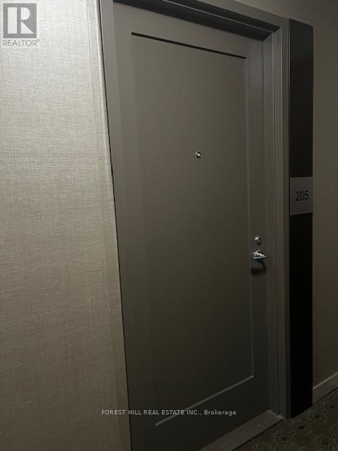 Photo du bâtiment - 320 Tweedsmuir Ave