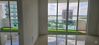 Building Photo - 7910 Harbor Island Dr