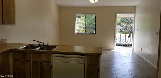 Foto del edificio - 1640 Orchid Blvd