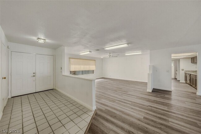 Building Photo - 6760 W Oakey Blvd