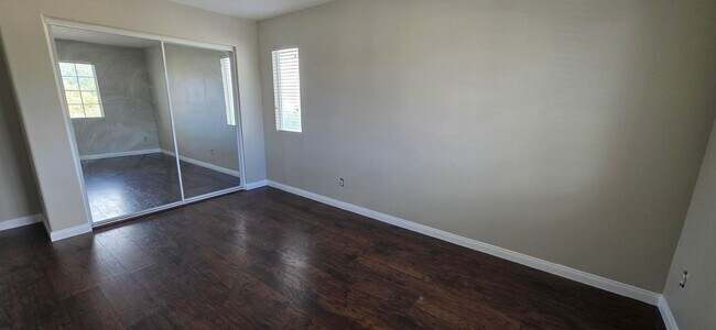 Foto del edificio - Large 6bed 4bath San Jacinto Beauty!