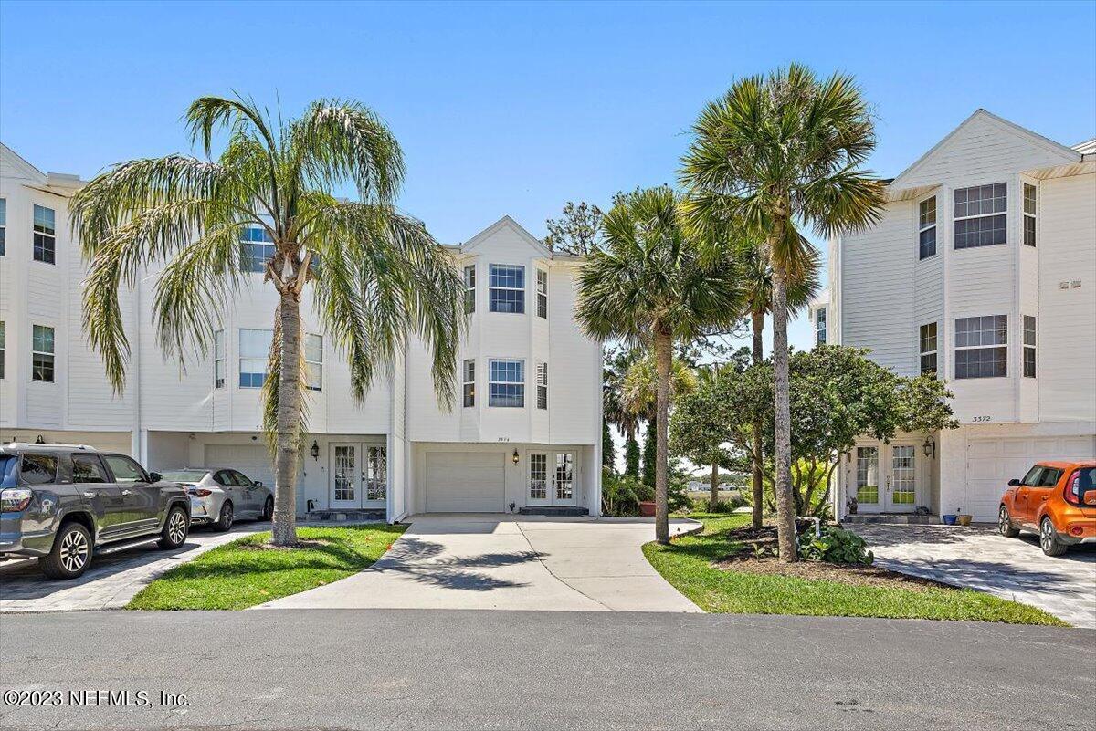 Foto principal - 3376 Lighthouse Point Ln