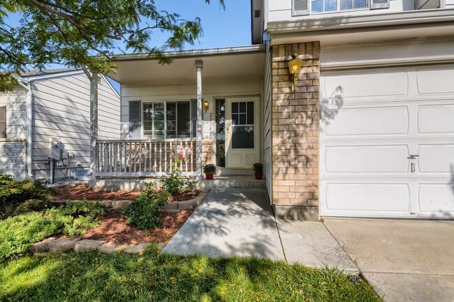 Building Photo - 22747 E Prentice Ave